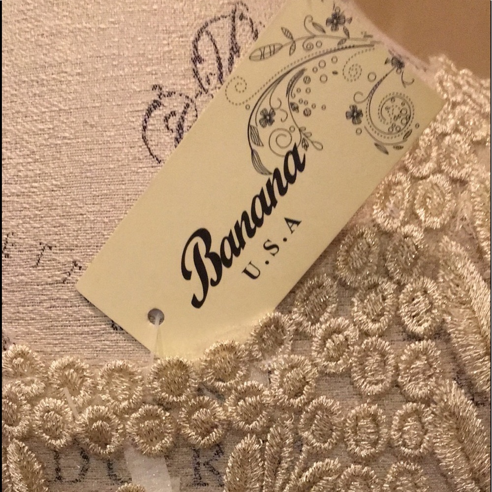 BANANA  L  Sleeveless Shear Gold Cami Top NEW WITH BRAND TAG. 100% Cotton - Picture 13 of 16